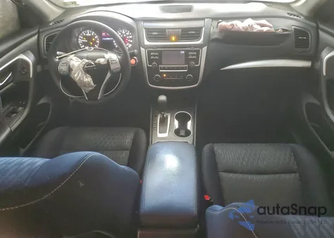 2017 Nissan Altima 2.5 z USA, uszkodzony, nr VIN 1N4AL3AP8HC252586